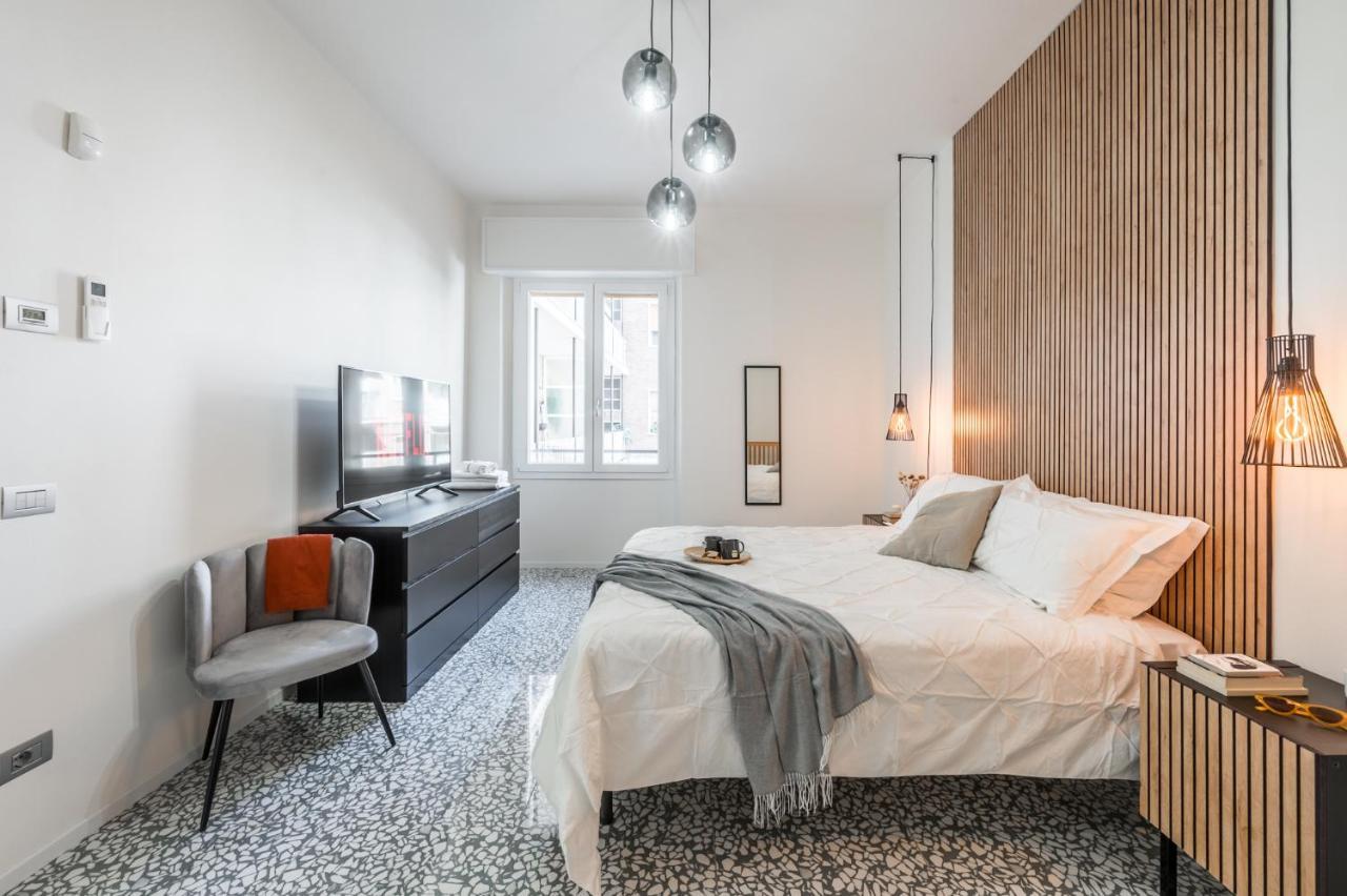 Altalena Sulla Piazza, Un Affaccio D'Eccezione Apartman Modena Kültér fotó