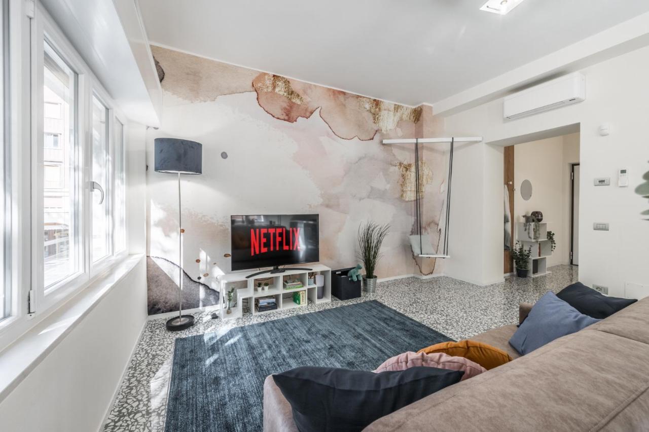 Altalena Sulla Piazza, Un Affaccio D'Eccezione Apartman Modena Kültér fotó