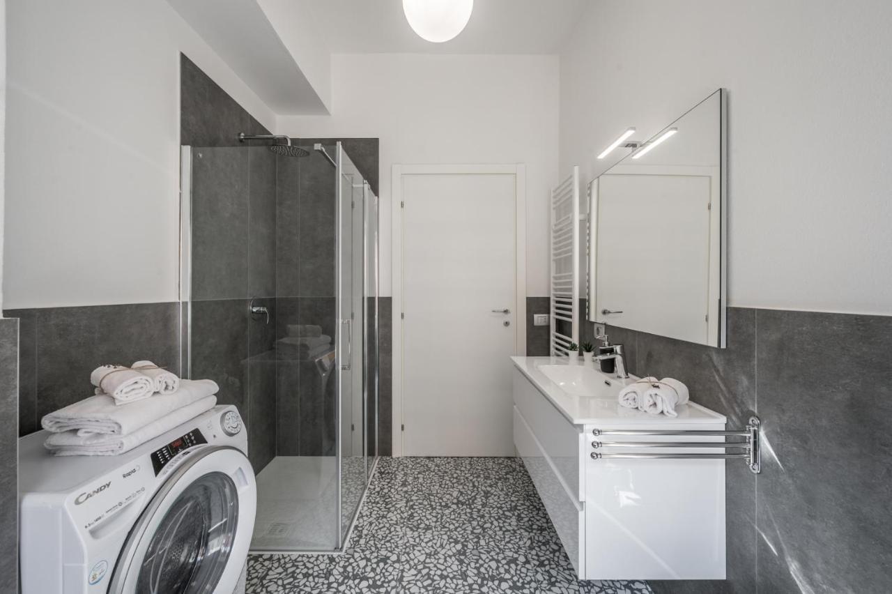 Altalena Sulla Piazza, Un Affaccio D'Eccezione Apartman Modena Kültér fotó